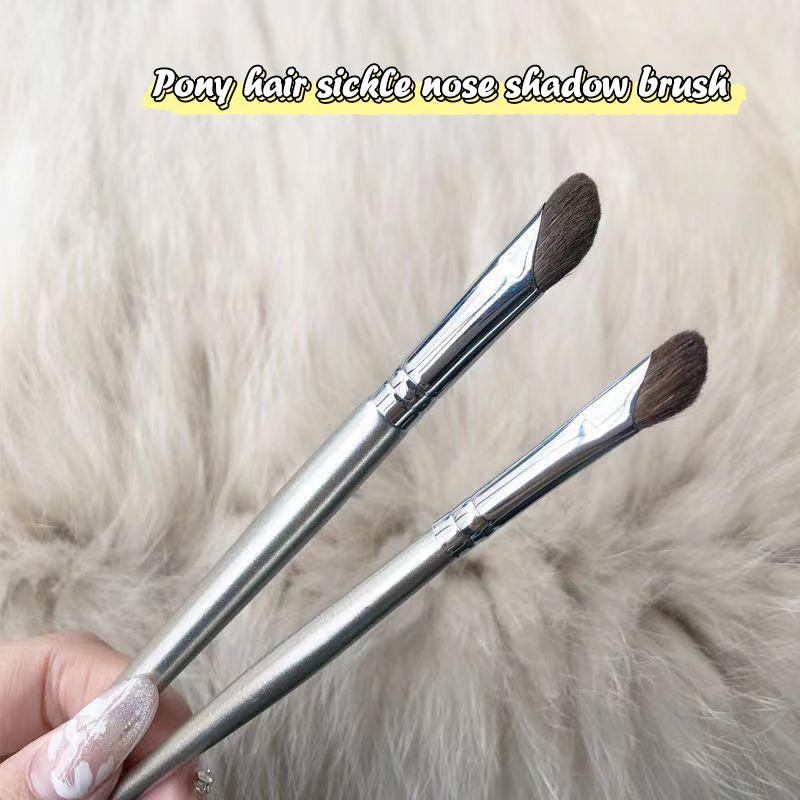 Neuer Nasenschattenpinsel Weich Schräg Flacher Kopf Nasen Kontur Wisch Makeup Pinsel Highlighter Rouge Kosmetik Werkzeug