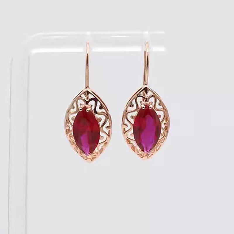 Изысканные Русские Фиолетово-Золотые Серьги-Гвоздики Рубиновые Серьги с Узором из Розового Золота Полые Серьги Украшения Женские (rose gold plated pair)