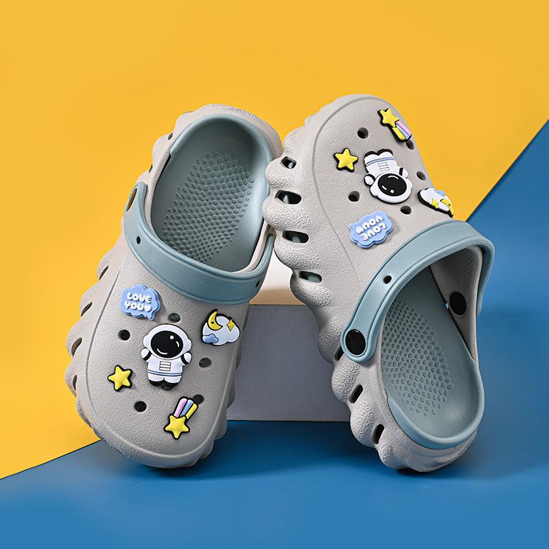 Boys Breathable Colorful Clogs Perfect For Summer Adventures And Outdoor Activities