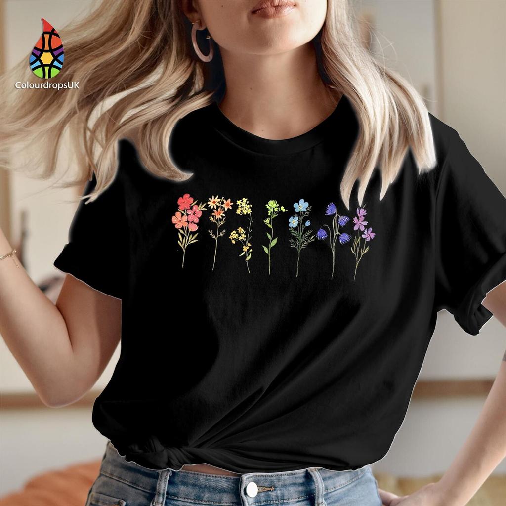 TSHIRT (3538) Pride Flowers Love Heart Gay Peace Month LGBT LGBTQ Gift T-Shirt