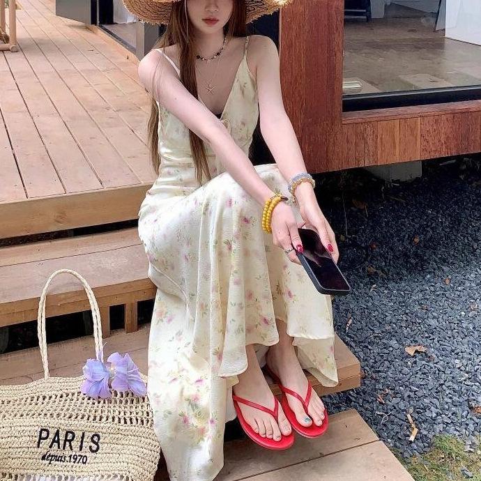 Sexy Wind Floral V-neck Dress Women's Summer Waist Pinch To Cover the Meat and Show Thinness Design Suspender Fishtail Dress