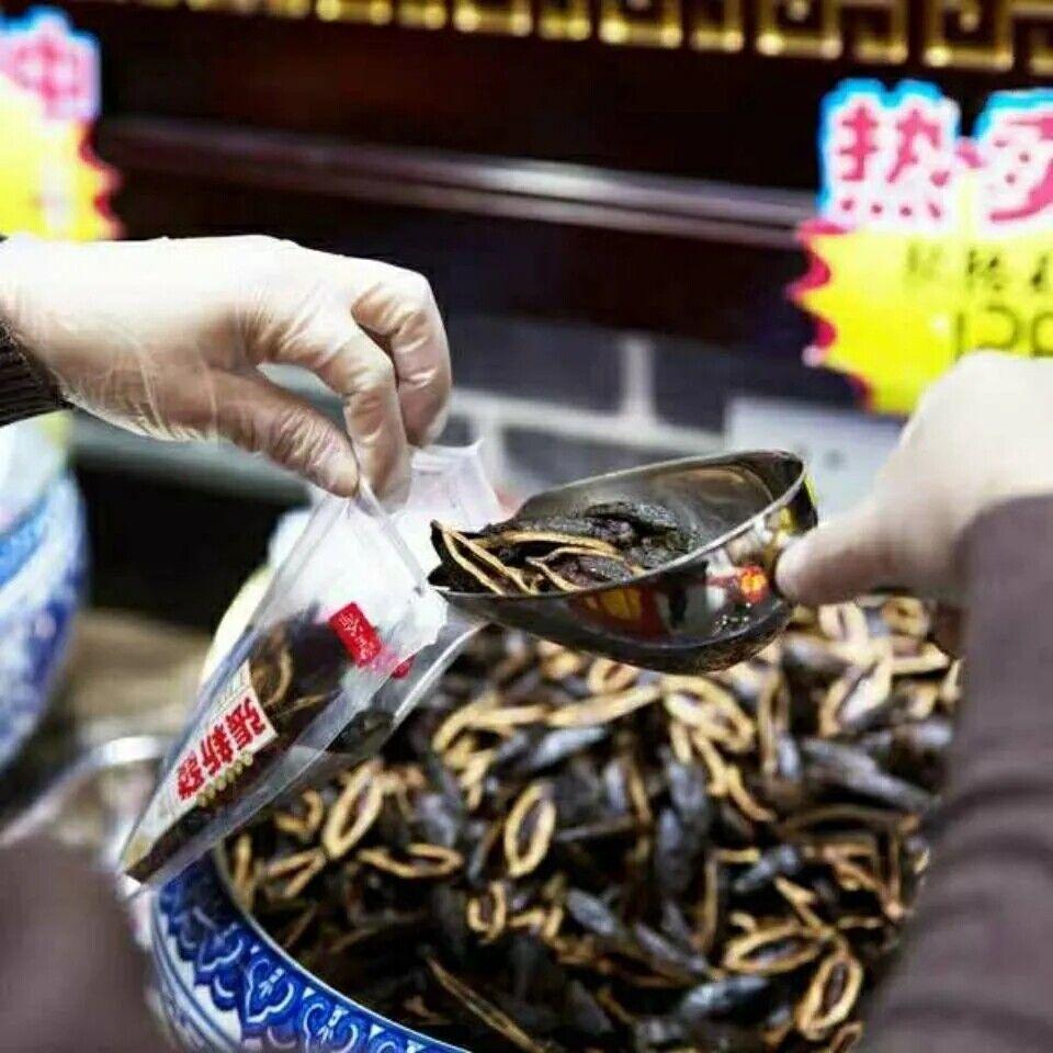 Таксидегі жасырын порно Шешен гей секс