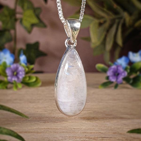 

Подлинный чешский лунный камень, необработанный драгоценный камень, стерлинговое серебро 925 пробы, кулон ручной работы, эффектный женский кулон, подарок для нее. белый