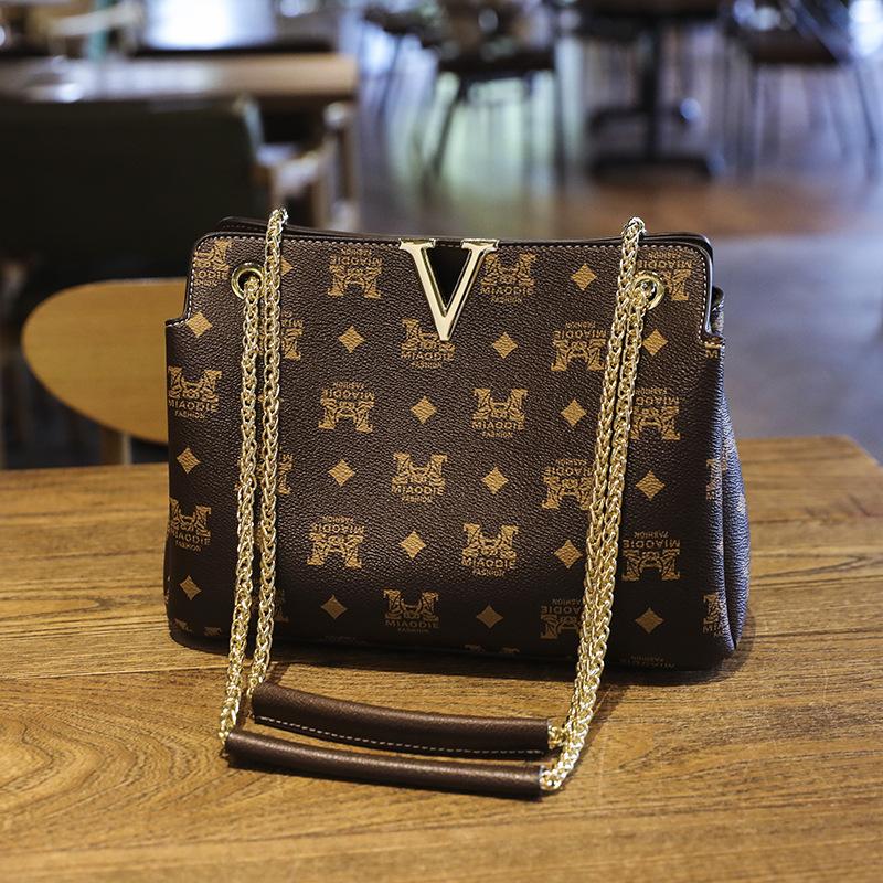 

New women s shoulder bag retro handbag tote bag