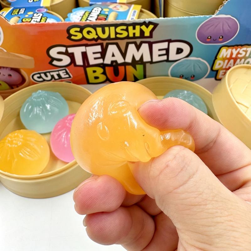 3Pcs Luminous Steamed Bun Squeeze Toy Slow Rising Stress Relief Toy Glow In Dark Squeeze Toys Soft Mochi Toy For Kids Adults A set