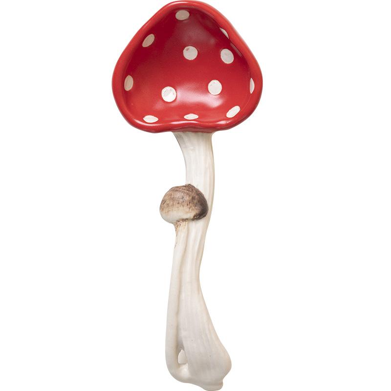 New Ceramic Spoon Cutlery High Aesthetic Fairy Tale Mushroom Spoon Cute Ceramic Tableware Set Home Kitchen Dessert Soup Spoons красный