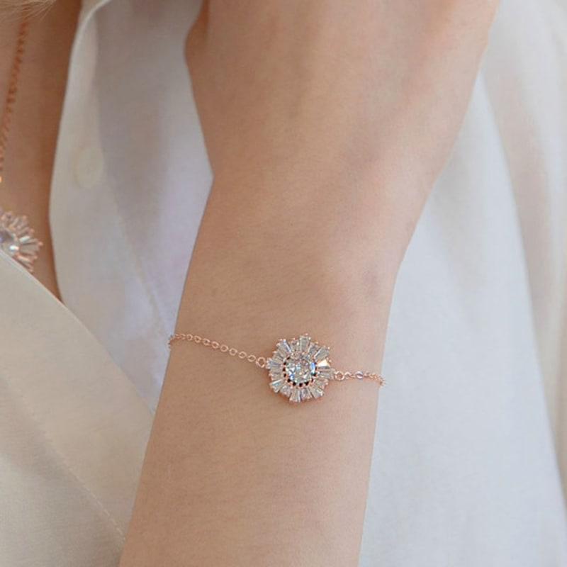 Jean Paul Clarisse Flower Cubic Bracelet JB-22-036B