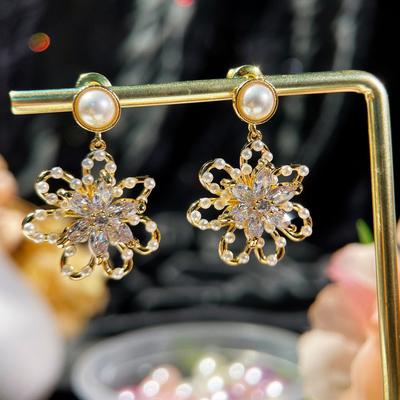 925 Prata Agulha Imitação Pérola Flor Cor Dourada Brincos Estilo Étnico Temperamento Brincos para Mulheres Brincos Declaração