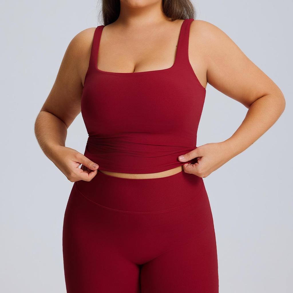 Plus Size Women's Quick-Drying Yoga Sports Vest with Elastic Fit and Beautiful Back Design