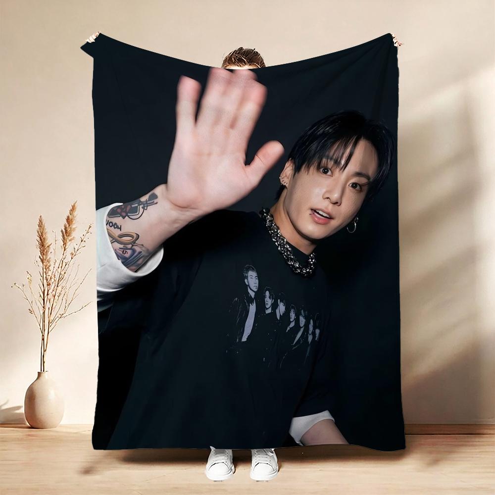 Cool Leather Jacket Peace Sign Portrait Flannel Printed Blanket Comfortable Skinfriendly Throw Blanket For Living Room Air Conditioner Room Home Decor