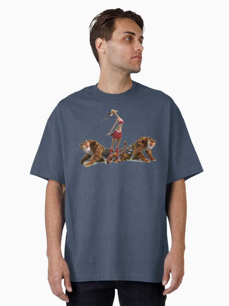 Zootopia Gazelle 4 Oversized T-Shirt