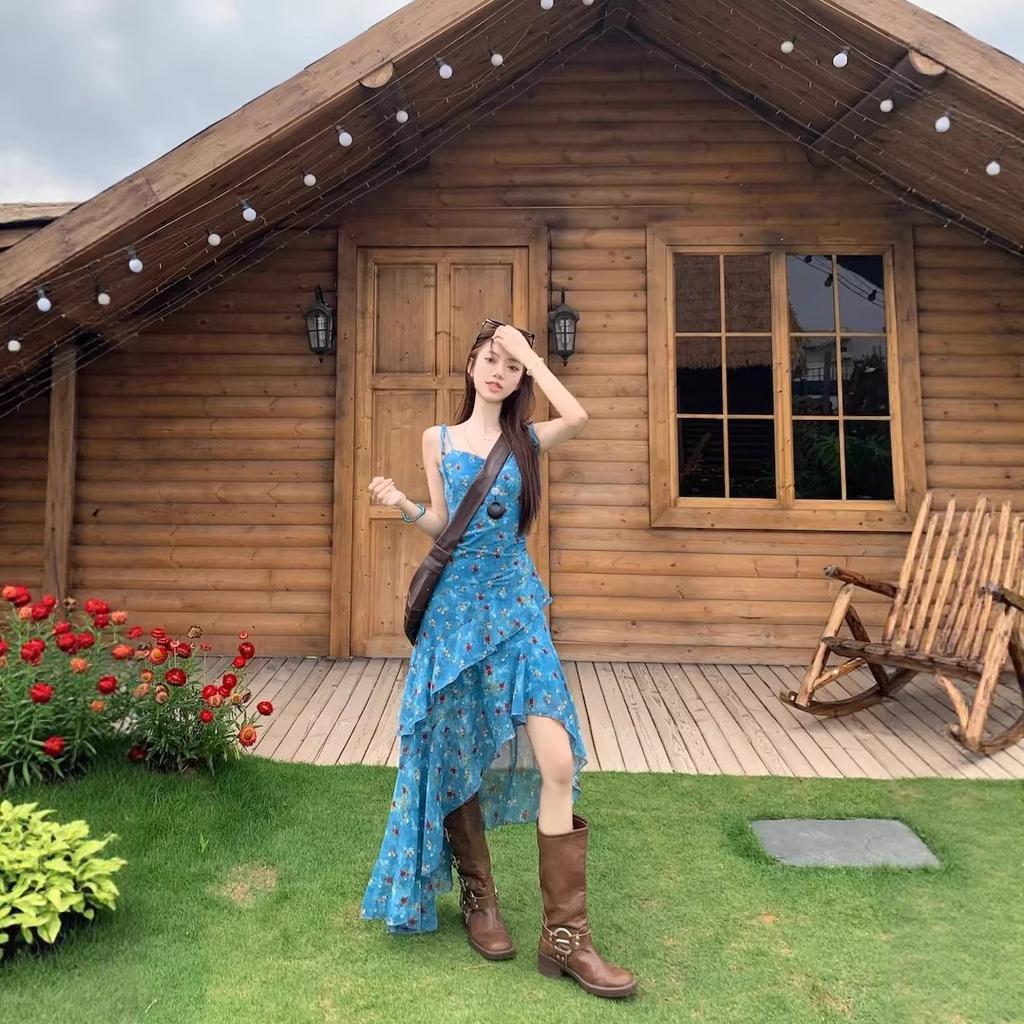 Holiday style retro floral suspender dress women's summer design sense irregular long dress waist thin A-shaped skirt