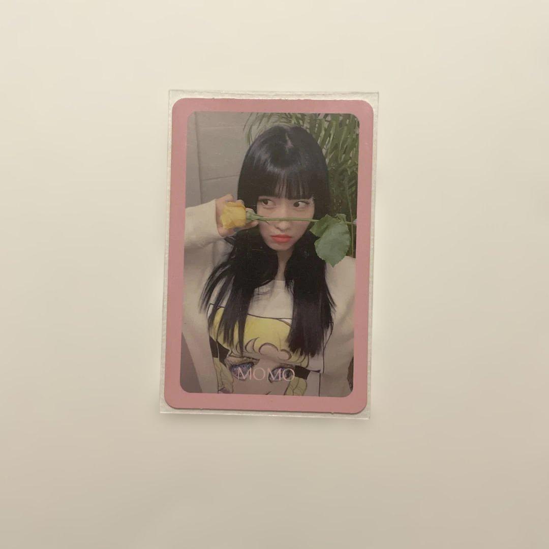 

[USED] MOMO FANCY album bonus card and plush keychain