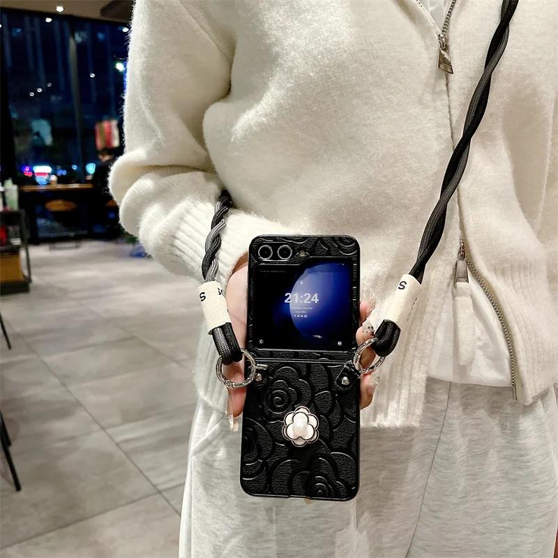 Crossbody Leather Flower Phone Case for Samsung Galaxy Z Flip 6 5 4 3 Flip6 Flip5 Flip4 Flip3 5G Hard Shell Shockproof Cover