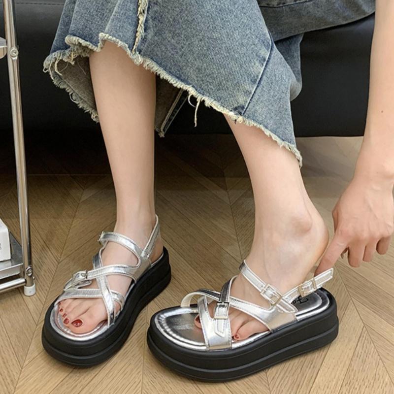 Fashion Princess Sandals 2025 Summer New Ladies Beach Platform Sandals Open Toe Flat Shallow Mouth Comfortable Soft Fashion Sandals