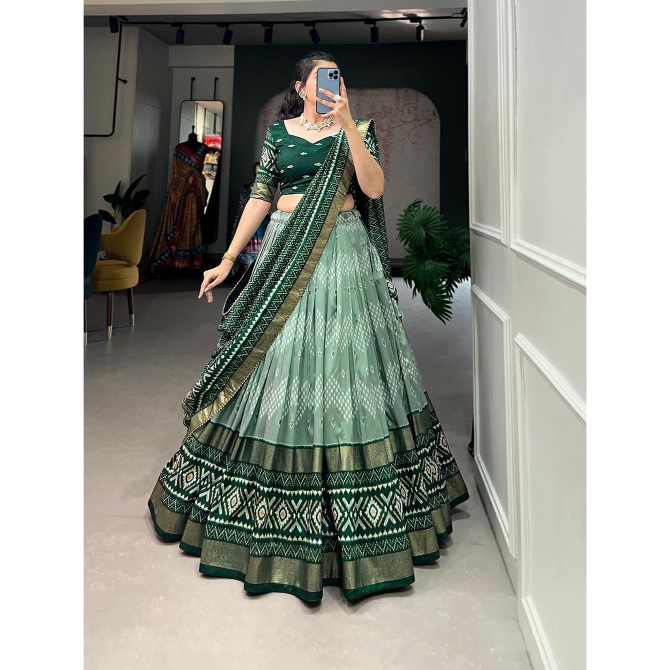 

Новый женский комплект из шелка Tussar с принтом Leheriya и фольги Lehenga choli (ЗЕЛЕНЫЙ) (Необходимо сшить по размеру и посадке)