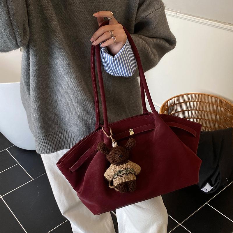 Trendy Tote Bag Large-capacity Commuter Bag Women's Autumn and Winter New Retro Suede Casual Shoulder Bag Handbag