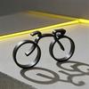 2 Stück 3D-gedruckte abstrakte Fahrradfigur Minimalistische moderne Fahrradstatue Skulptur Heim-Büro Bücherregal Schreibtischdekoration