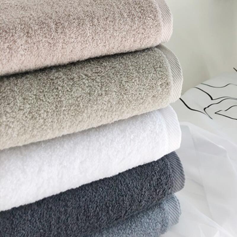 Hotel Towel Fiancé 150g 40 count 5 sheets 5 white sheets