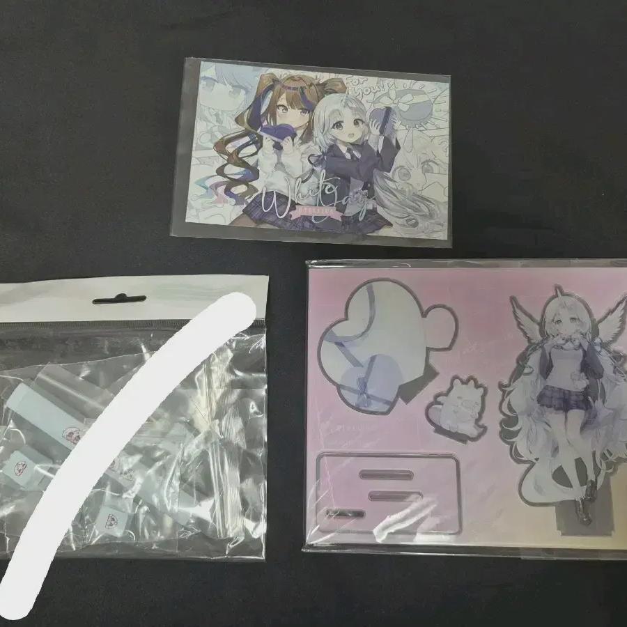 

Stellive White Day Uni Acrylic Postcard Set