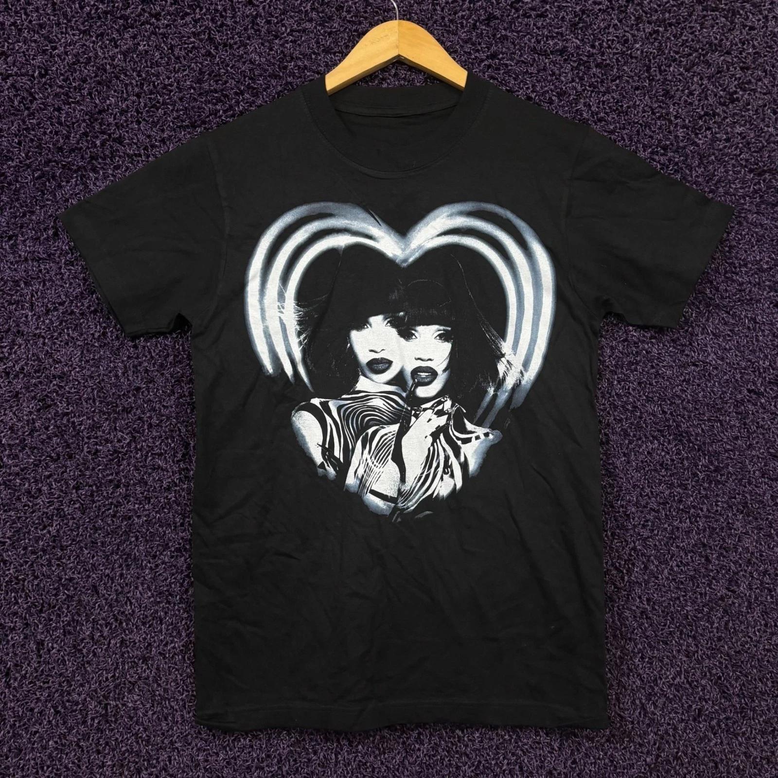 Am I The Drama? Cardi B Heart T-Shirt Size Small S