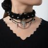 Halsband & Hängen – Chokers