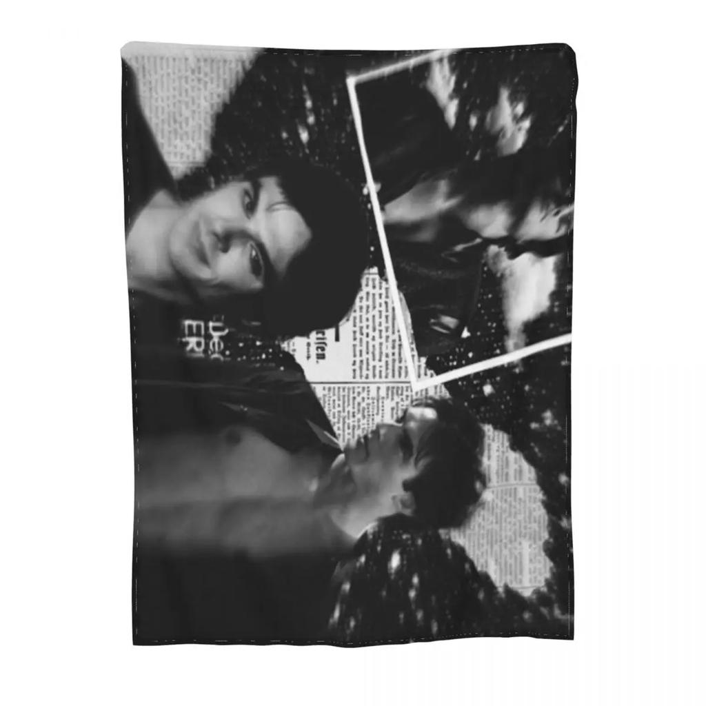 Ian Somerhalder Aesthetic Throw Blanket Plaid on the sofa Warm Blanket Stuffed Blankets Luxury Throw Blanket