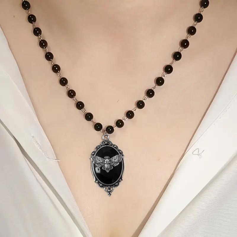 Retro Skull Moth Witch Necklace - Mysterious Witch Jewelry for Cross-border Trade