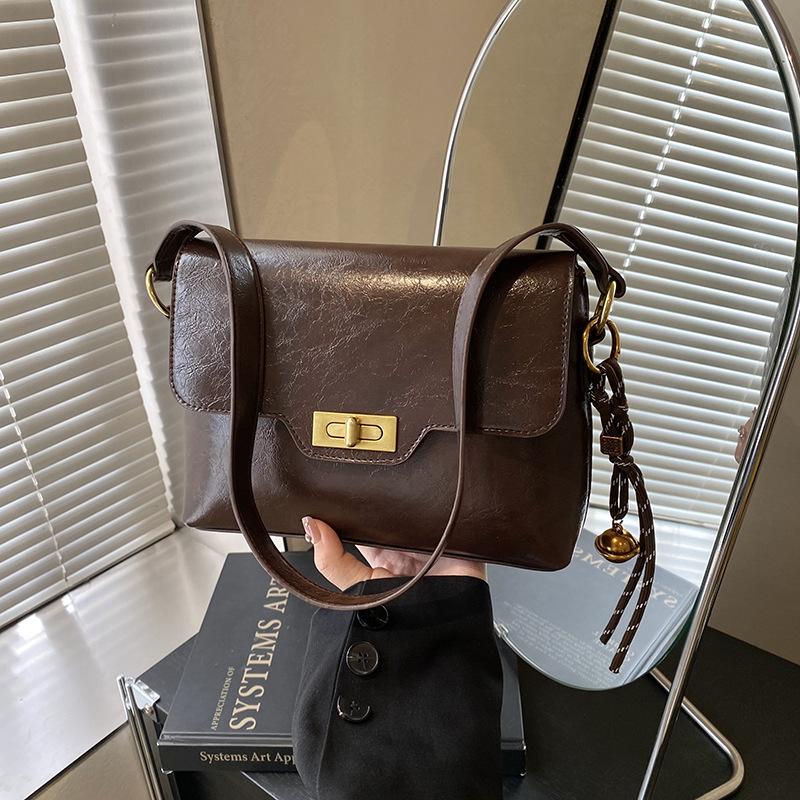 Small Bag Women's Fashion Versatile New Retro Shoulder Messenger Bag Niche Commuter Small Square Bag