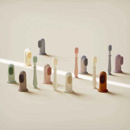 Moonkie Baby Finger Toothbrush Tongue and Oral Cleaner Kit (3 Months+) - 2 Pieces (Mint)