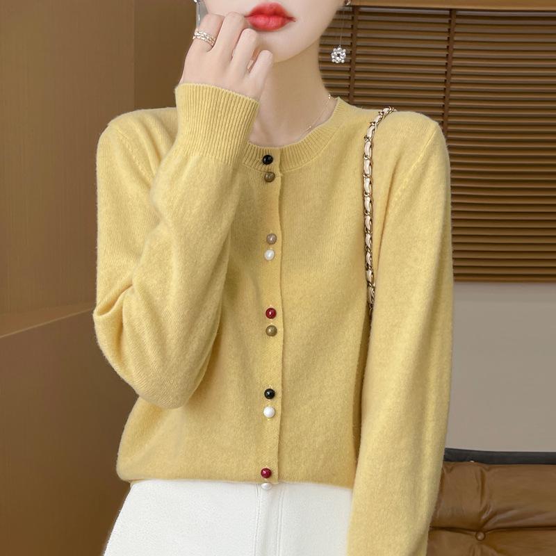 Women's Korean Style Long Sleeve Knit Cardigan - Round Neck, Fashionable Button-Up Sweater with Stylish Design and Vibrant Colors.