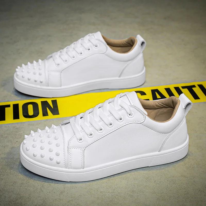 Pantofi sport casual din piele pentru bărbați în stil britanic, de lux, cu șireturi și țepi, vulcanizați, cu talpă plată, designeri, modă nouă, pantofi de exterior pentru mers