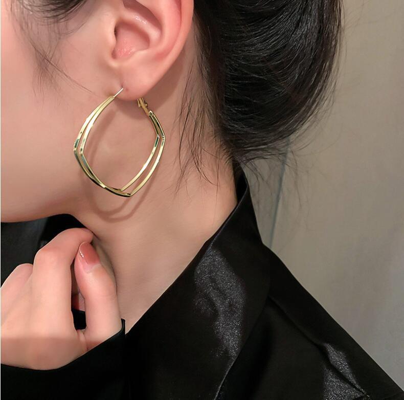 

Simple Temperament Geometric Rhombus Double Layer Metal Hoop Earrings for Women Fashion Party Daily Wear Zircon Accessory Gift золотий