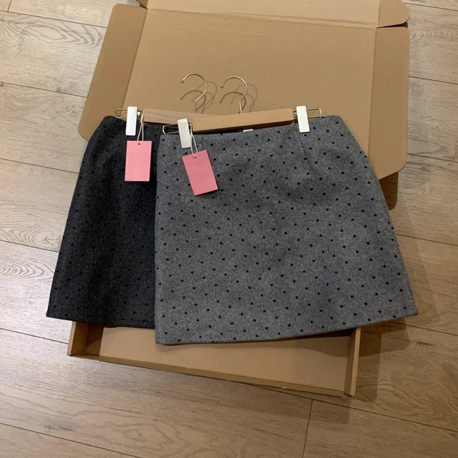 French Retro Grey Polka Dot Wool A-line Skirt - Women’s Autumn/Winter High Waist Hip-hugging Short Skirt