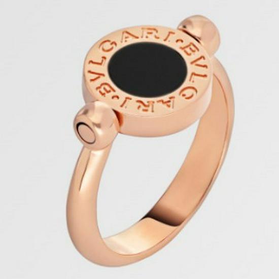 Baojia High-End 925 Silver Coin Mother-of-Pearl Agate Reversible Chalcedony Ring with Full Diamond Round Cake Design.