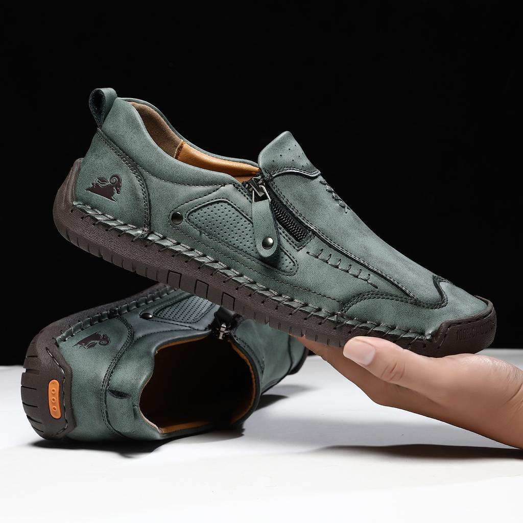 Handmade Leather Men Shoes Casual Slip On Loafers Breathable Leather Shoes Men Flats Fashion Moccasins Tooling Shoes Plus Size