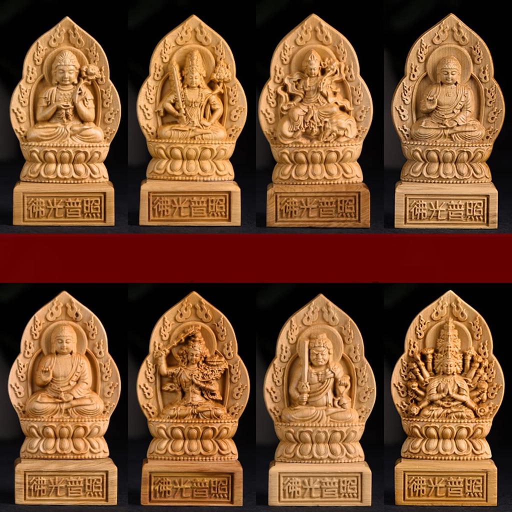 Diese geschnitzte hölzerne Buddha-Statue des tausendarmigen Kannon-Bodhisattva ist aus natürlicher Klippeneiche gefertigt.. Es kann als buddhistischer Altar verwendet werden