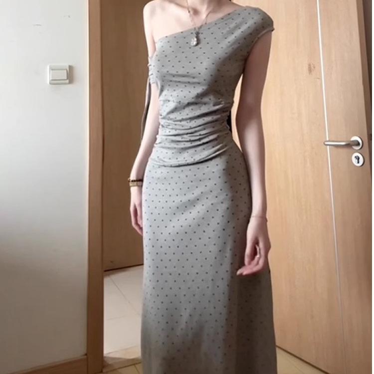Gray off-the-shoulder dress, children's summer new spring wear, Spice Girl slanted shoulder hip-wrapped dress