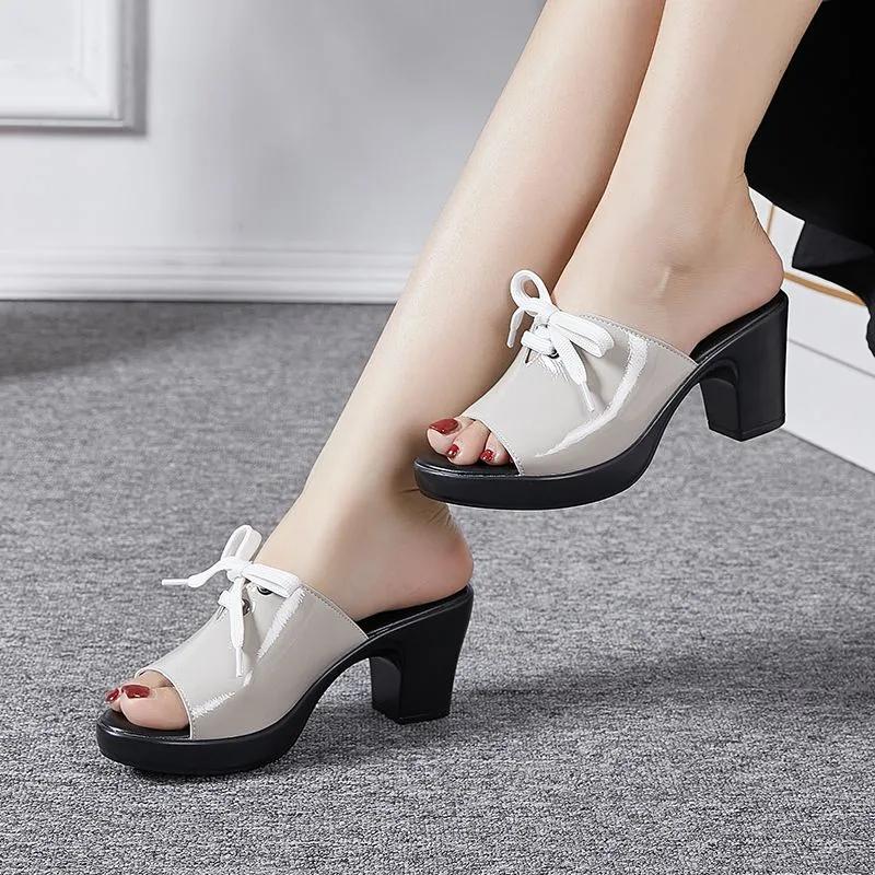 Moda GKTINOO Moda Nowe Klapki ze Skóry Licowej Antypoślizgowe Letnie Wysokie Obcasy Sandały z Kokardą Buty dla Mamy na Zewnątrz