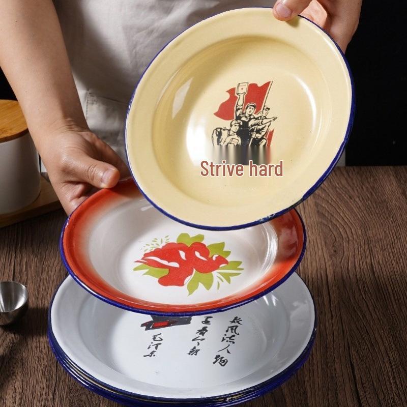 Retro-Emaille-Teller: Nostalgische Street Food Hot Pot und Mala Tang Beilagenteller