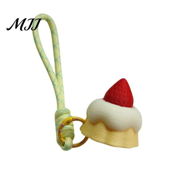 Mini Keychain Toy Pendant 3D Printing Strawberry Cake Design Decompression Clicker Pressable with Lanyard Lightweight Stress Relief Bag Fingertip