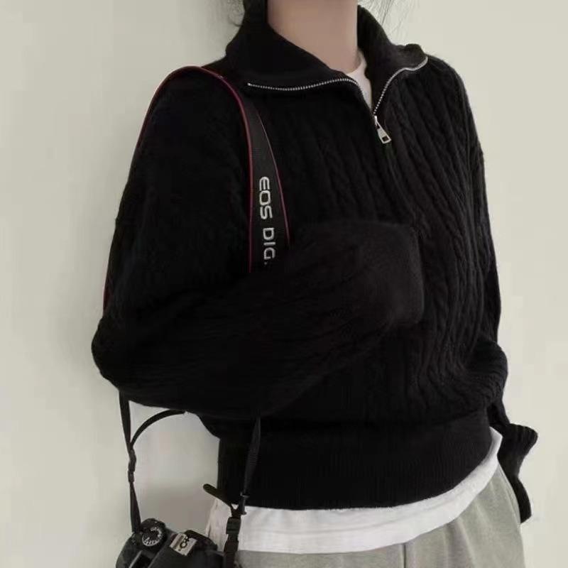 Fashionable Autumn and Winter Soft Glutinous Knitted Women's Top Retro Twisted Half Zipper Short Sweater Jacket