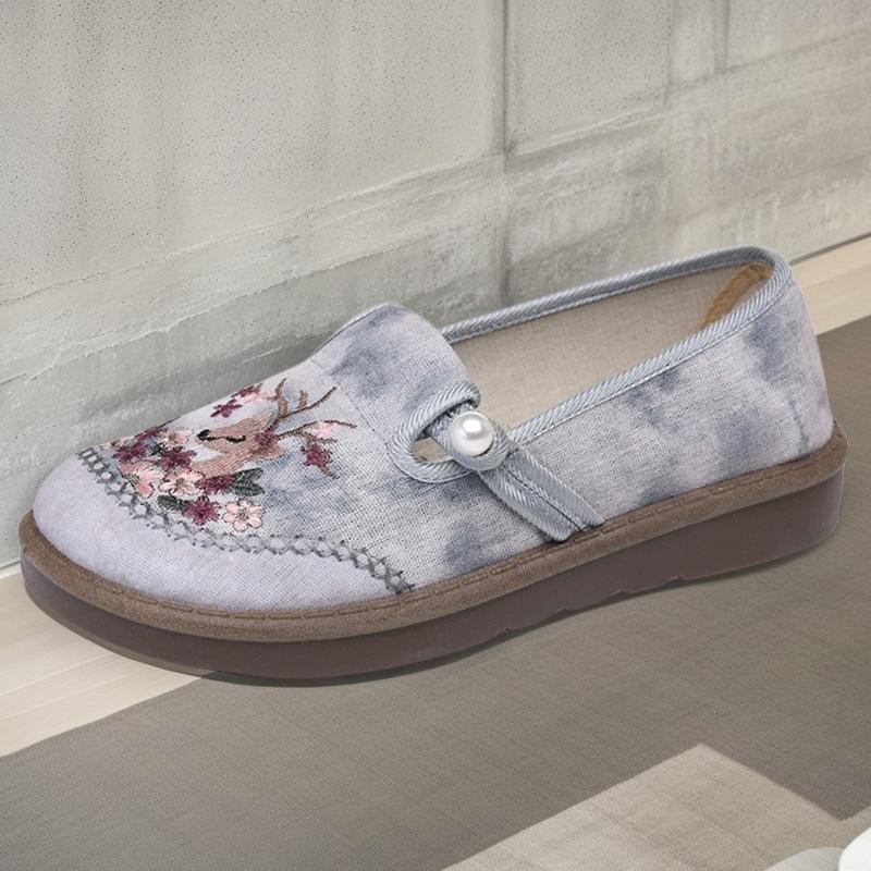 

New ethnic style women s cloth shoes 2025 spring PVC bottom round head flat heel breathable foot cover 40