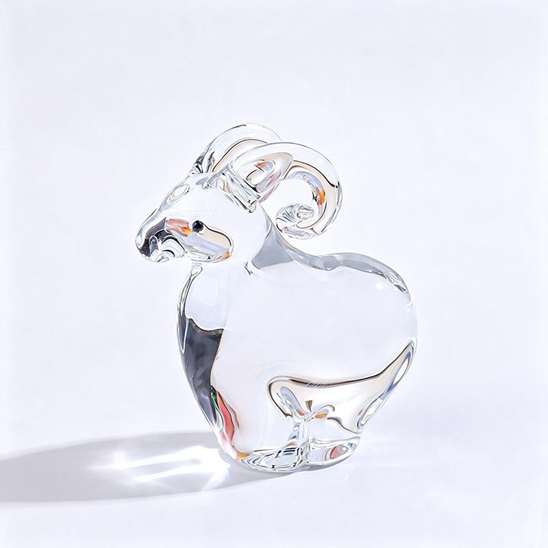 Year of the Sheep: Limited Edition Heart-Shaped Crystal Sheep Ornament - Cute Decoration for Children's Room