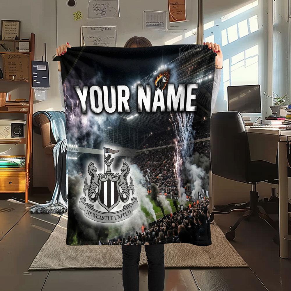 Custom Name,Newcastle United FC Printed Flannel Blanket, Soft Throw for Bedroom Sofa, Washable, Christmas Present, Great Gift.