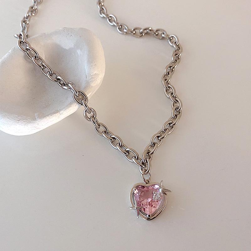 Collier avec Pendentif Cœur Rose pour Femmes Étoile en Cristal Amour Cool Chaîne Clavicule Y2K Bijoux de Fête Accessoires Esthétiques Cadeaux pour Femmes