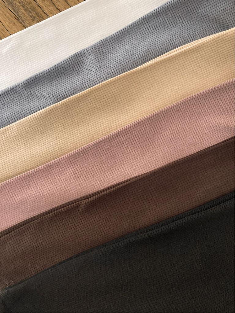 Newborn Velvet Striped Leggings - Elastic, Thin, Solid Color Pants for Boys & Girls, Spring and Autumn.