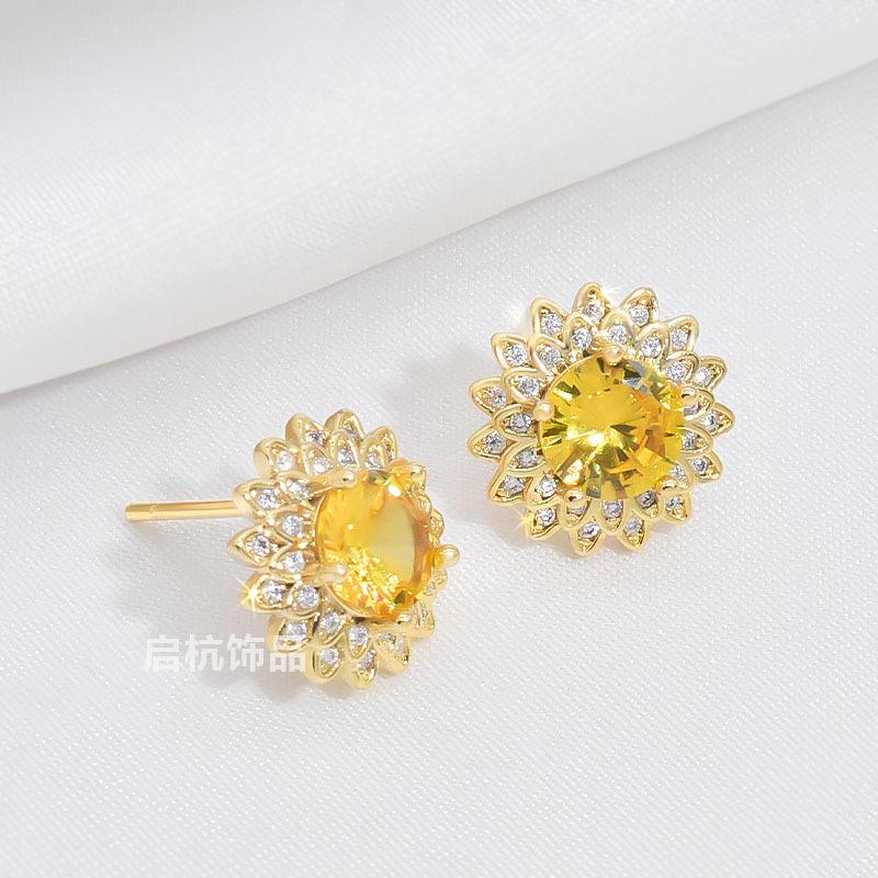 Sunflower Necklace Women'S Simple High Trend Versatile Zircon Pendant Clavicle Accessories