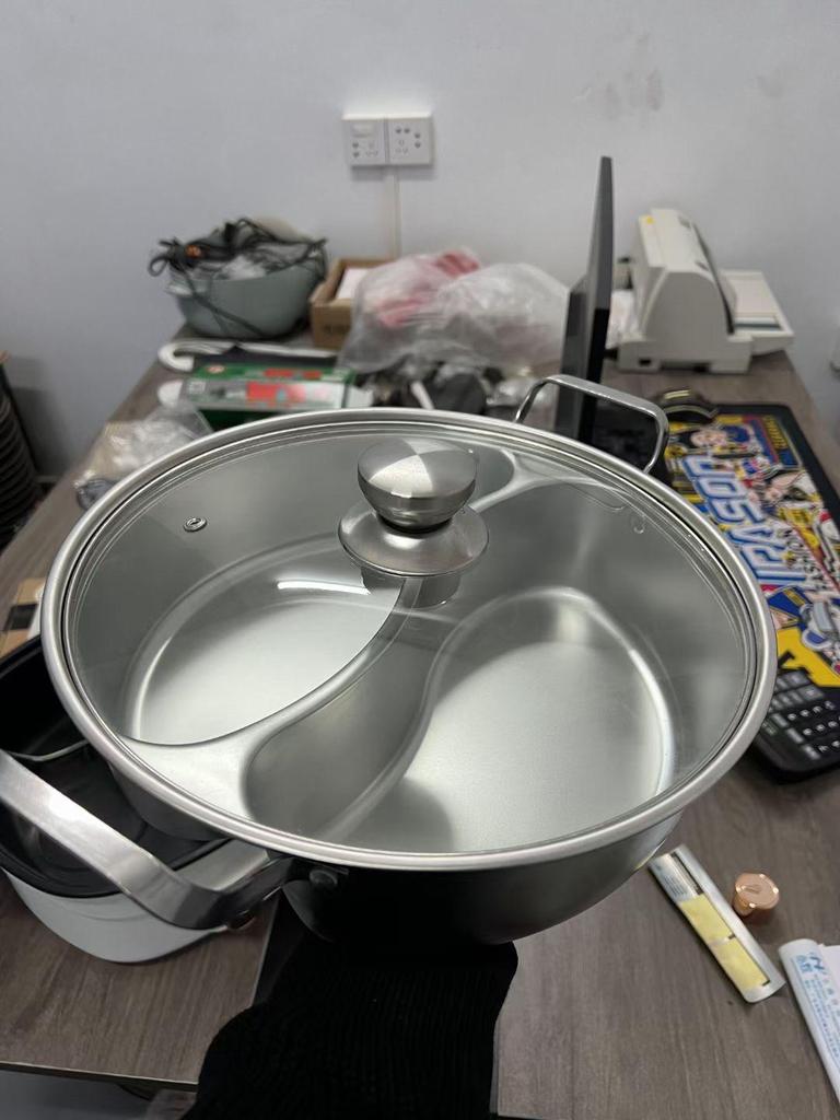 304 Roestvrij Staal Inductie-Compatibele Hot Pot voor Shabu-Shabu - Dubbele Sectie Ontwerp, Smaakveilig, Huishoudelijk Gebruik
