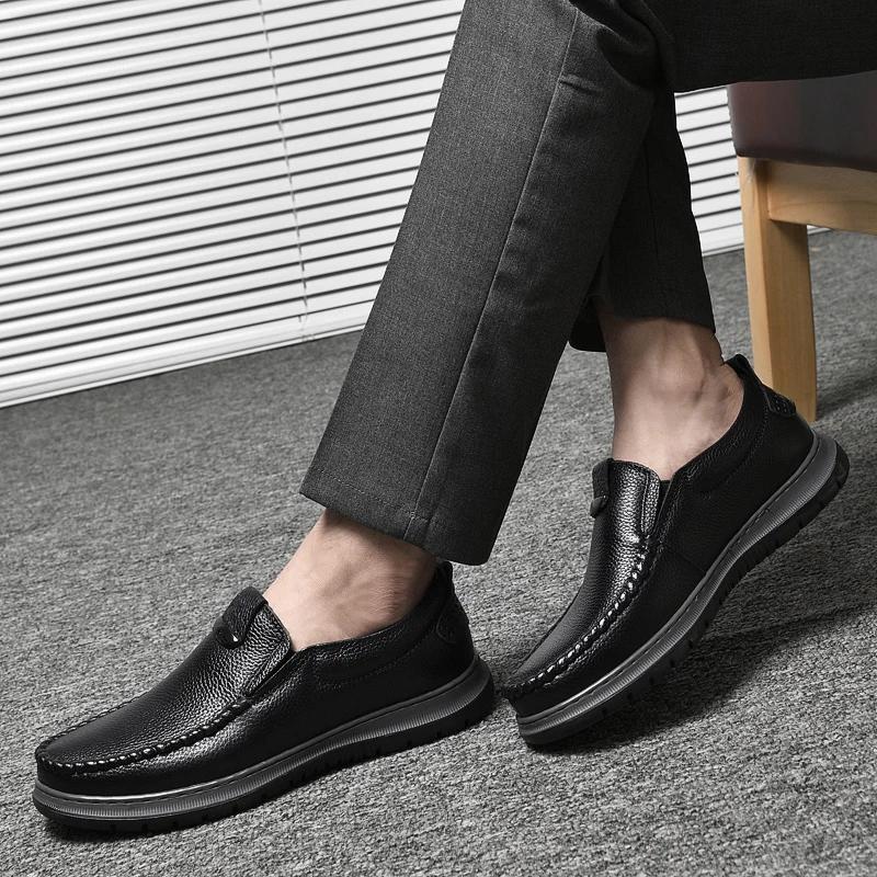Men Loafers Genuine Leather Casual Shoes Autumn Male Outdoor Walking Shoes Comfortable Mens Sneakers Soft Loafers Men's Shoes